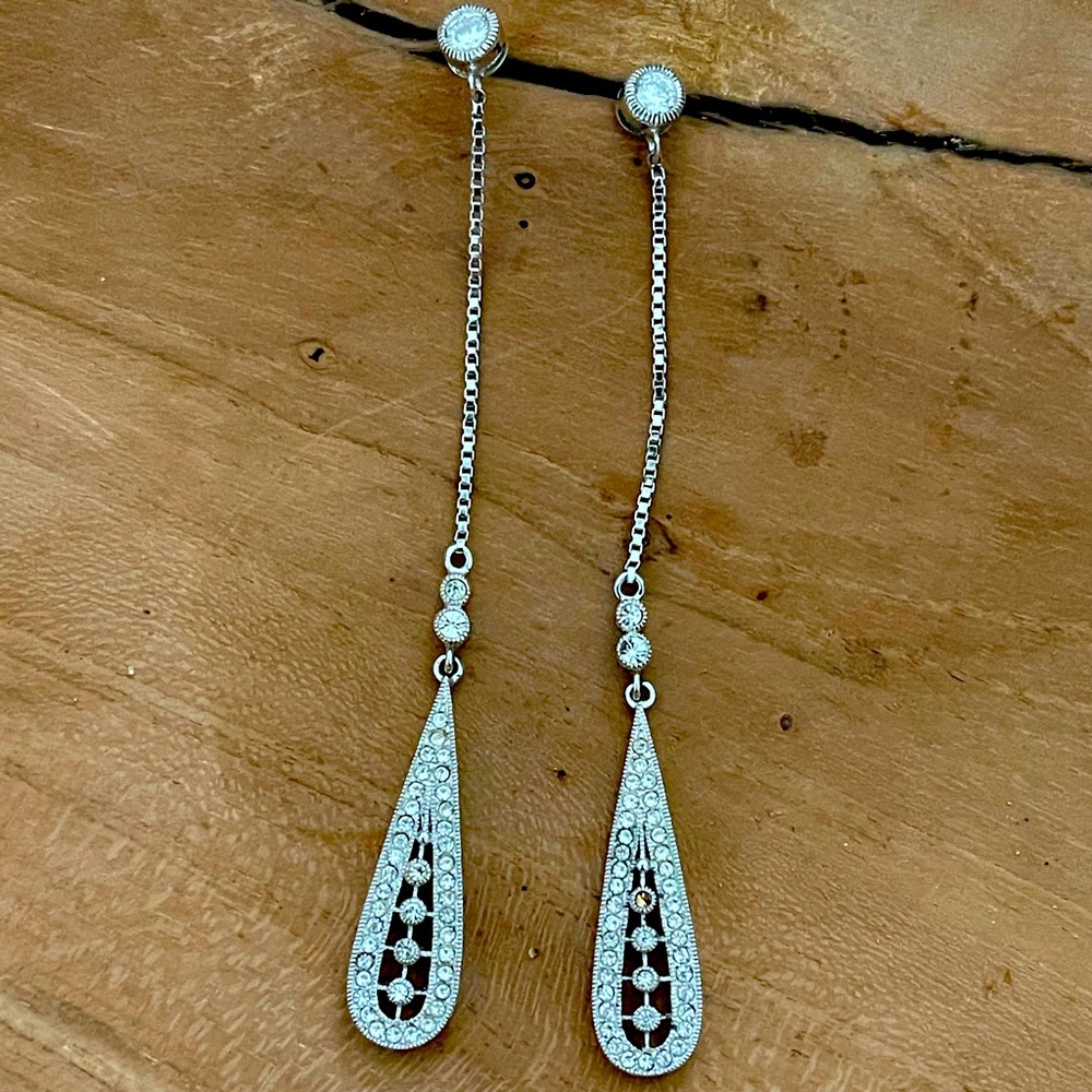 Beautiful Teardrop Earrings